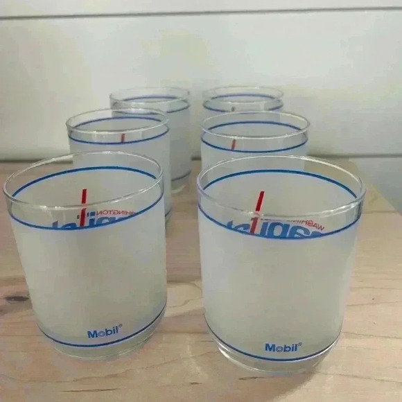 Washington Capitals Set of 6 Glasses NHL Hockey Mobil Oil Promotional Whiskey - Picture 3 of 5